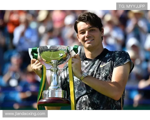 弗里茨伊斯特本四度封王 第十冠里程碑开启草地新章(1)